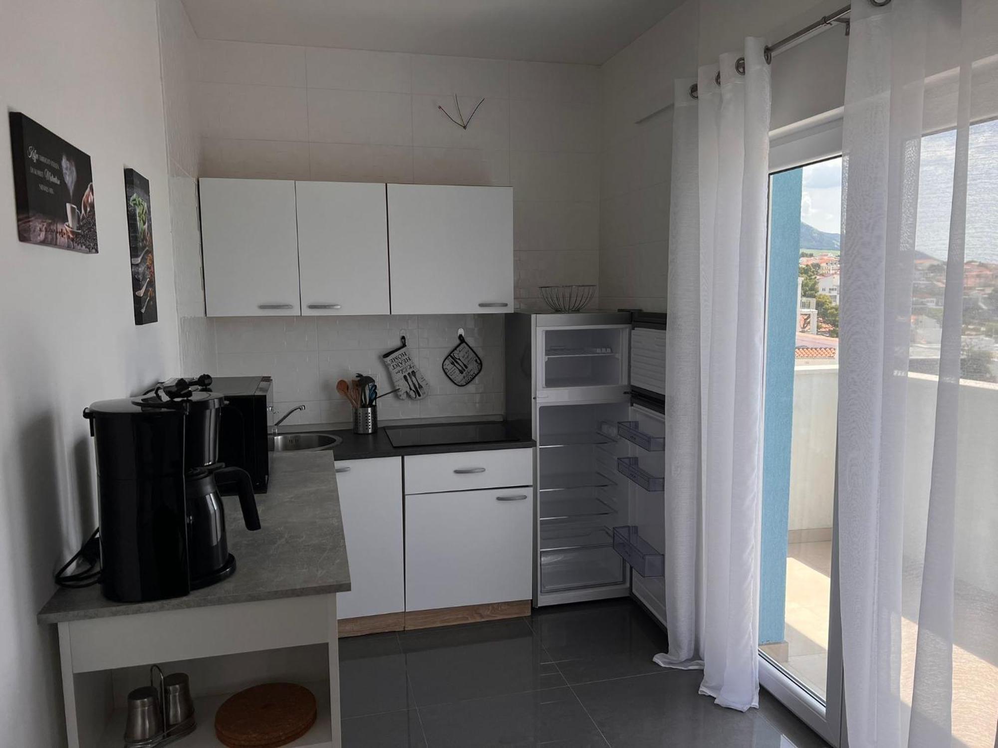 Apartment Lena Baška Voda Exteriör bild