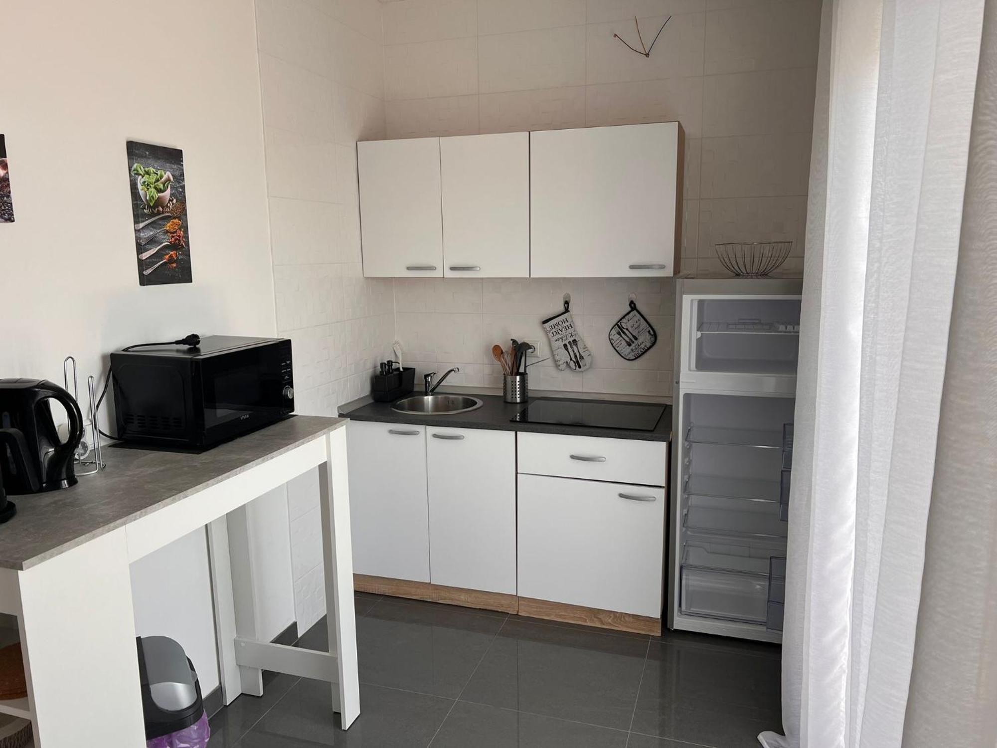 Apartment Lena Baška Voda Exteriör bild